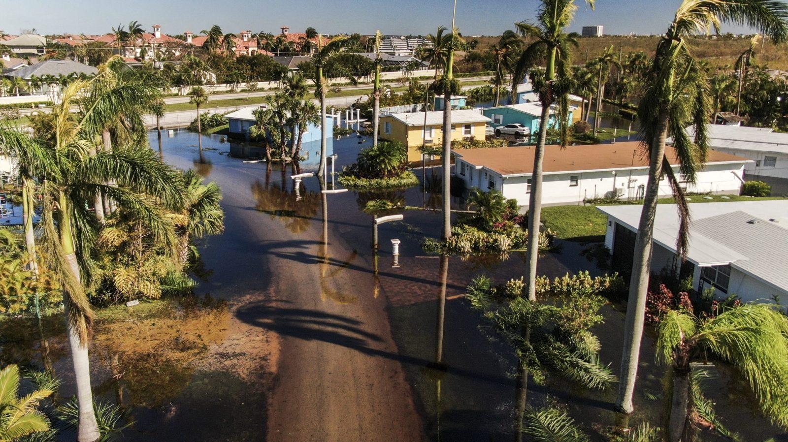epa10215981 An aerial photo made with a drone shows flooding in the wake of Hurricane Ian in Ft Myers, Florida, 30 September 2022. The category 4 hurricane made land fall on 28 September causing widespread damage and power outages.  EPA/TANNEN MAURY