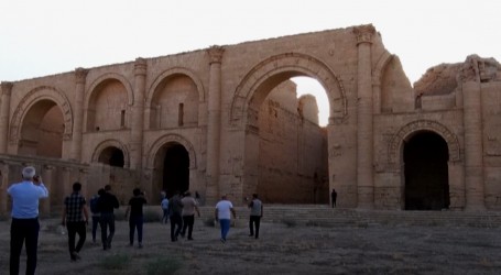 Irak: Zaštićeni arheološki lokalitet i ruševine grada Hatre obišli prvi turisti