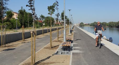 Projekt novoizgrađene šetnice i obaloutvrde otvorene u Osijeku vrijedan je 35 milijuna kuna