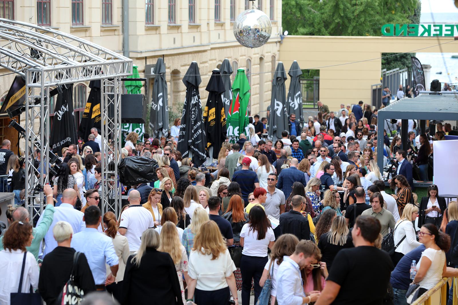 24.09.2022., Rovinj - Weekend Media Festival. Druzenje u pauzi. 
Photo: Goran Kovacic Photo: Goran Kovacic/PIXSELL