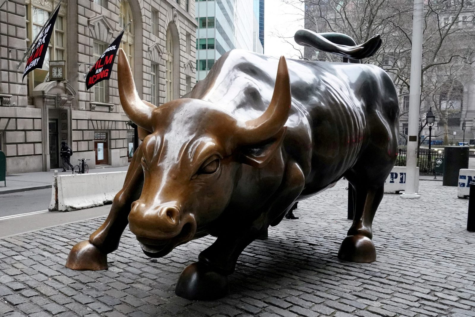 FILE PHOTO: The Charging Bull or Wall Street Bull is pictured in the Manhattan borough of New York City, New York, U.S., January 16, 2019. REUTERS/Carlo Allegri/File Photo/File Photo/File Photo Photo: CARLO ALLEGRI/REUTERS