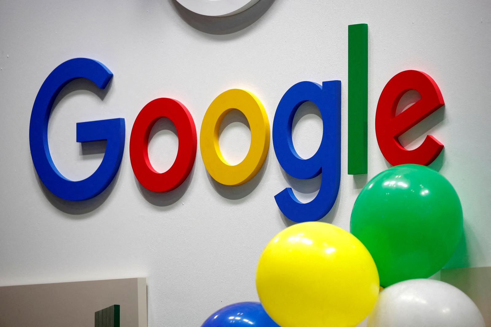 FILE PHOTO: The logo of Google is seen at the high profile startups and high tech leaders gathering, Viva Tech,in Paris, France May 16, 2019. REUTERS/Charles Platiau/File Photo Photo: CHARLES PLATIAU/REUTERS