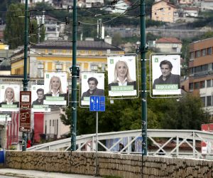 epa10213756 Election campaign posters in Sarajevo, Bosnia and Herzegovina, 29 September 2022. More than three million Bosnian citizens are expected to vote in the country's general elections on 02 October. 90 political parties and 10 candidates for the three members of the Bosnian presidency were registered.  EPA/FEHIM DEMIR