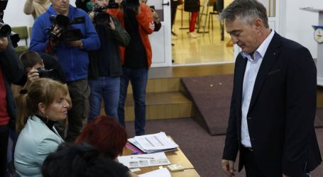 Izbori u BiH: Katastrofalan poraz Izetbegovića, Komšić proglasio pobjedu, iako HDZ-ova Krišto trenutno vodi
