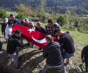 epa10245032 People carry the coffin containing the body of coal mine blast victim Selcuk Ayvaz during his funeral procession in the town of Ugurlar near Bartin, Turkey, 15 October 2022. At least 40 people were killed and 11 others were injured in an explosion at a coal mine in Bartin, northern Turkey, on 14 October, the country's interior minister confirmed on 15 October 2022.  EPA/ERDEM SAHIN