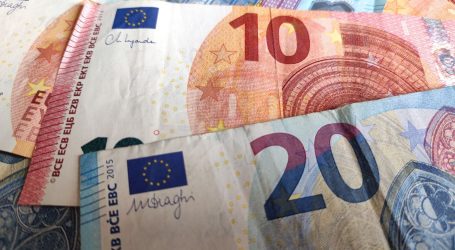 ‘Brojimo sitno’ do eura: Na bankomatima ćemo podizati novčanice od 10 ili 20 eura