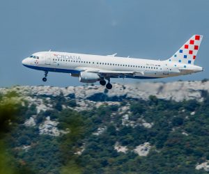 31.08.2022., Kastel Stari -
Slijetanje Croatia Airlines Zrakoplova u zracnu luku Split.  Photo: Zvonimir Barisin/HaloPix/PIXSELL