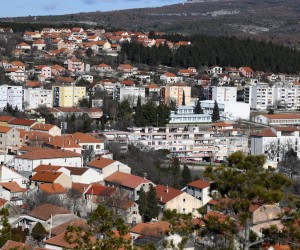 16.01.2021., Drnis - Panorama grada Drnisa.rPhoto: Hrvoje Jelavic/PIXSELL