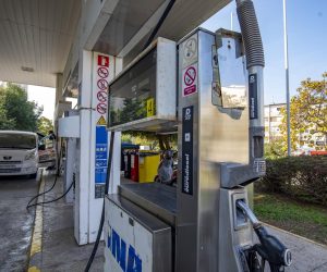 17.10.2022..,Pula - 
Najavljeno poskupljenje goriva . Benzinska pumpa. Photo: Srecko Niketic/PIXSELL