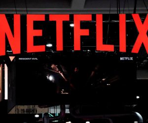 FILE PHOTO: Signage at the Netflix booth is seen on the convention floor at Comic-Con International in San Diego, California, U.S., July 21, 2022. REUTERS/Bing Guan/File Photo Photo: BING GUAN/REUTERS