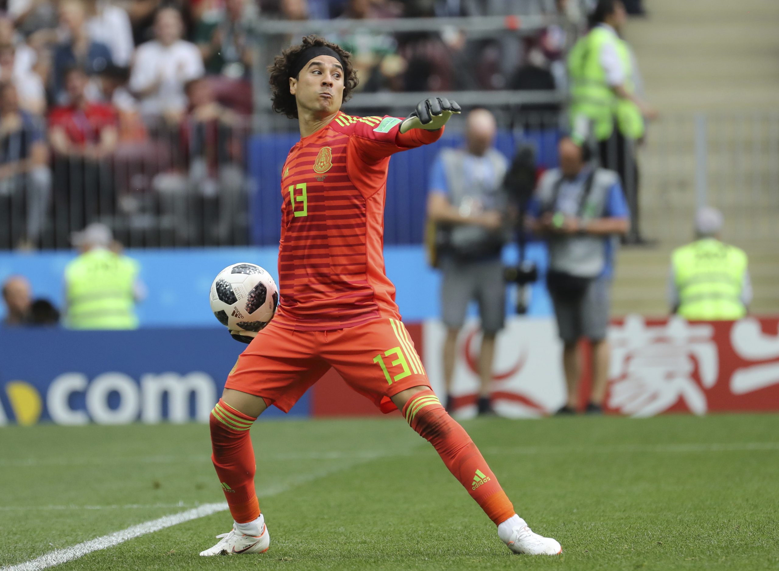 Mexican Goal Keeper Guillermo OCHOA throws a ball in the first half during the match of the first stage group F in FIFA World Cup Russia at Luzhniki Stadium in Moscow, Russia on June 17, 2018. ( The Yomiuri Shimbun via AP Images )