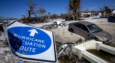 Uragan Nicole stigao na istočnu obalu Floride