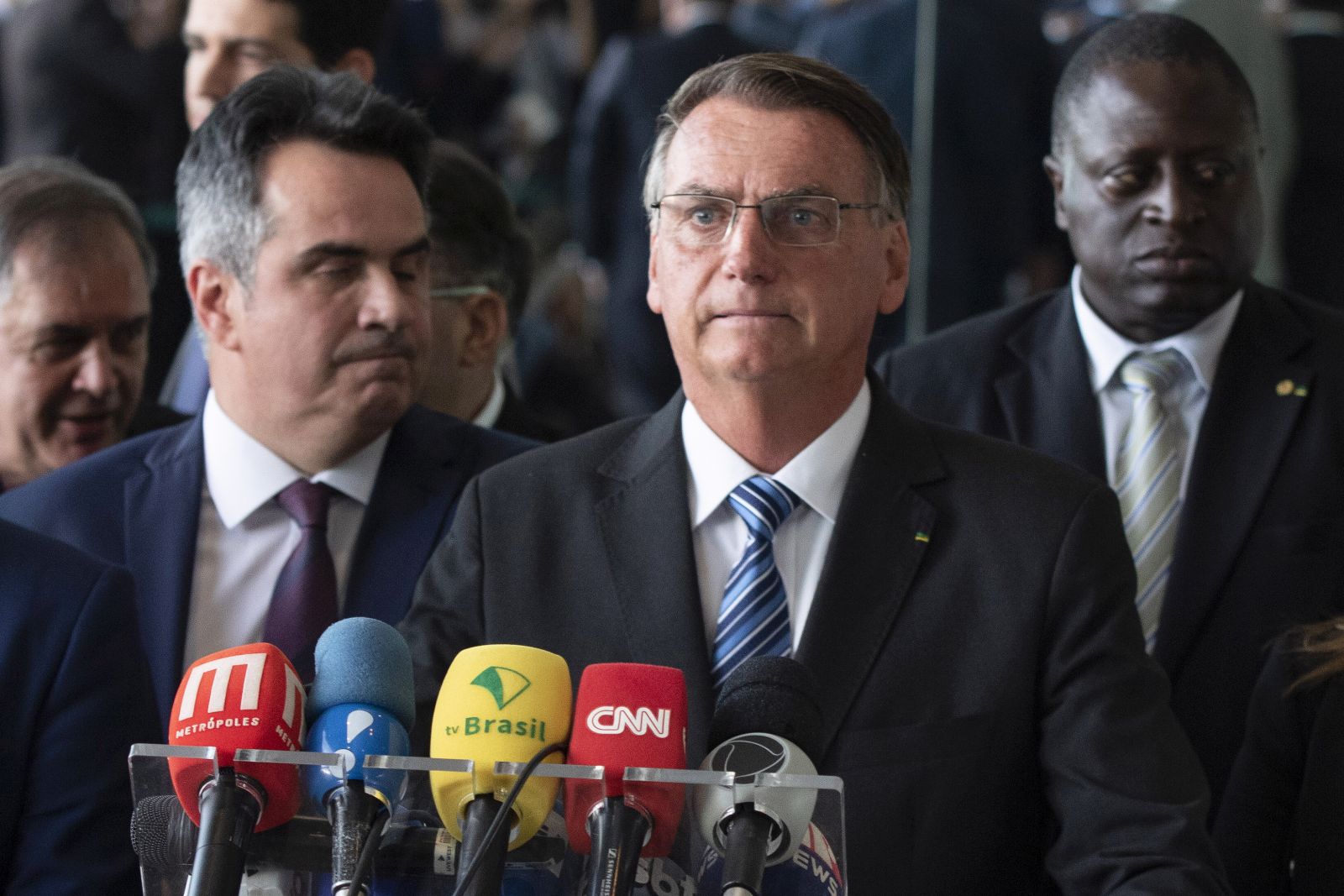 epa10279802 Out-going Brasilian president Jair Bolsonaro, speaks to the media about the results of the Presidential elections, Brasilia, Brazil, 01 November 2022. Bolsonaro, assured that he ‘will continue to be faithful to the constitution’.  EPA/Joedson Alves