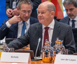 epa10283115 German Chancellor Olaf Scholz at the start of a Western Balkans Conference at the Chancellery in Berlin, Germany, 03 November 2022. German Chancellor Olaf Scholz is hosting a meeting of European Union officials and Western Balkan leaders at the Chancellery in Berlin.  EPA/ANFREAS GORA / POOL