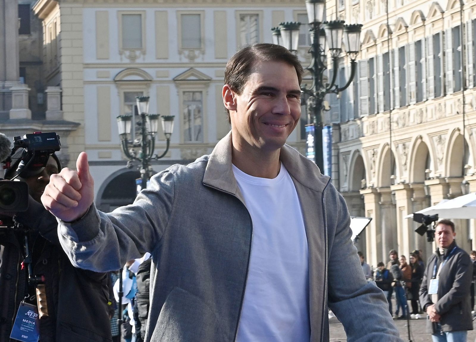 epa10299379 Spanish tennis player Rafael Nadal walks on the Blue Carpet for the Nitto ATP Finals 2022 in Turin, Italy, 11 November 2022. The Nitto ATP Finals 2022 tournament will be held from 13 to 20 November 2022 in Turin.  EPA/ALESSANDRO DI MARCO