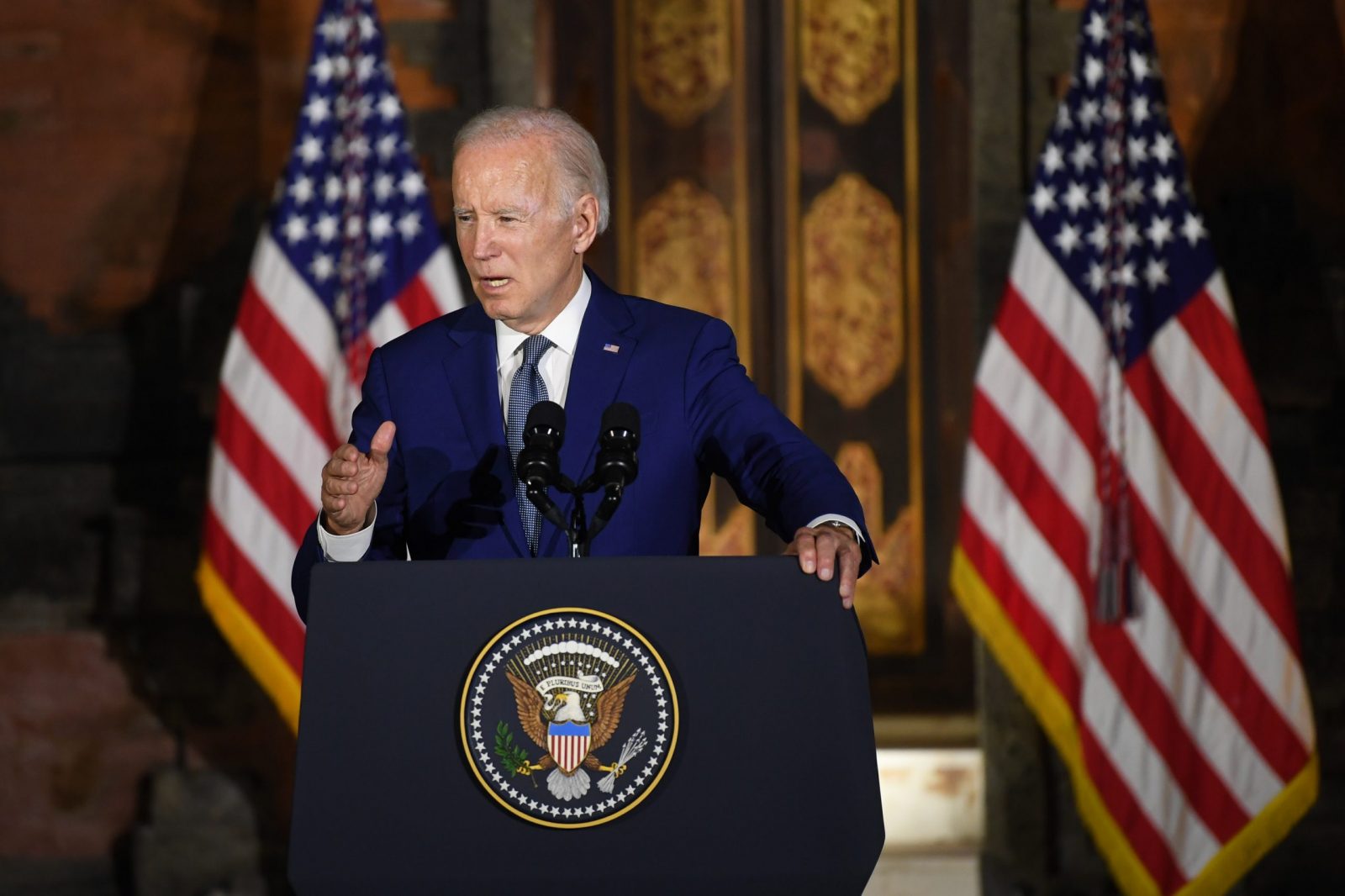 epa10305510 U.S. President Joe Biden speaks during a press conference ahead of the G20 Summit in Nusa Dua, Bali, Indonesia, 14 November 2022. The 17th Group of Twenty (G20) Heads of State and Government Summit will be held in Bali from 15 to 16 November 2022.  EPA/AKBAR NUGROHO GUMAY / POOL