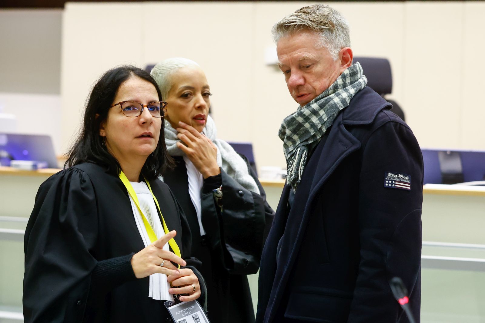 epa10338277 (L-R) Salah Abdeslam's Lawyer Delphine Paci, Gisele Stuyck, Osama Krayem's lawyer and Xavier Carrette lawyer of Ibrahim Farisi  in the courtroom prior to the selection of the jury for the 2016 Brussels and Maelbeek attacks trial at the Justitia building in Brussels, Belgium, 30 November 2022. The jury selection for the trial begins on 30 November following a delay over defendants' cubicles. The charges will be read on 05 December 2022. Nine people face terrorism charges for the terrorist attacks on Brussels airport and Maelbeek metro station on 22 March 2016, in which 32 people died and hundreds were injured.  EPA/STEPHANIE LECOCQ/ POOL POOL EPA