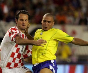 17.08.2005., Split - Prijateljska nogometna utakmica Hrvatska - Brazil. Josip Simunic, Ronaldo."nPhoto: Sanjin Strukic/PIXSELL