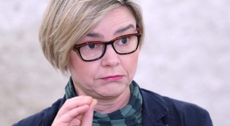 Sandra Benčić: “HDZ je Todorića stavio u povlašteni položaj kako bi stekao koncesije na zemljišta i izvore vode, koje su kasnije dospjele u ruke Fortenove”