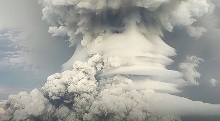 Istraživanje otkrilo: Nakon erupcije na Tongi vulkanski oblak dosegnuo rekordnu visinu od 57 kilometara