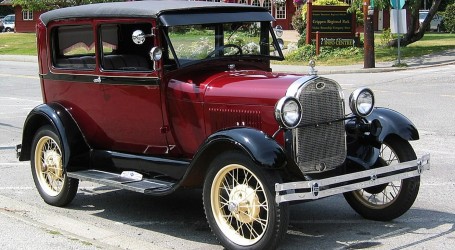 Ford Model A, koji je spasio tvrtku iz Detroita, zaključio karijeru 7. prosinca 1931.