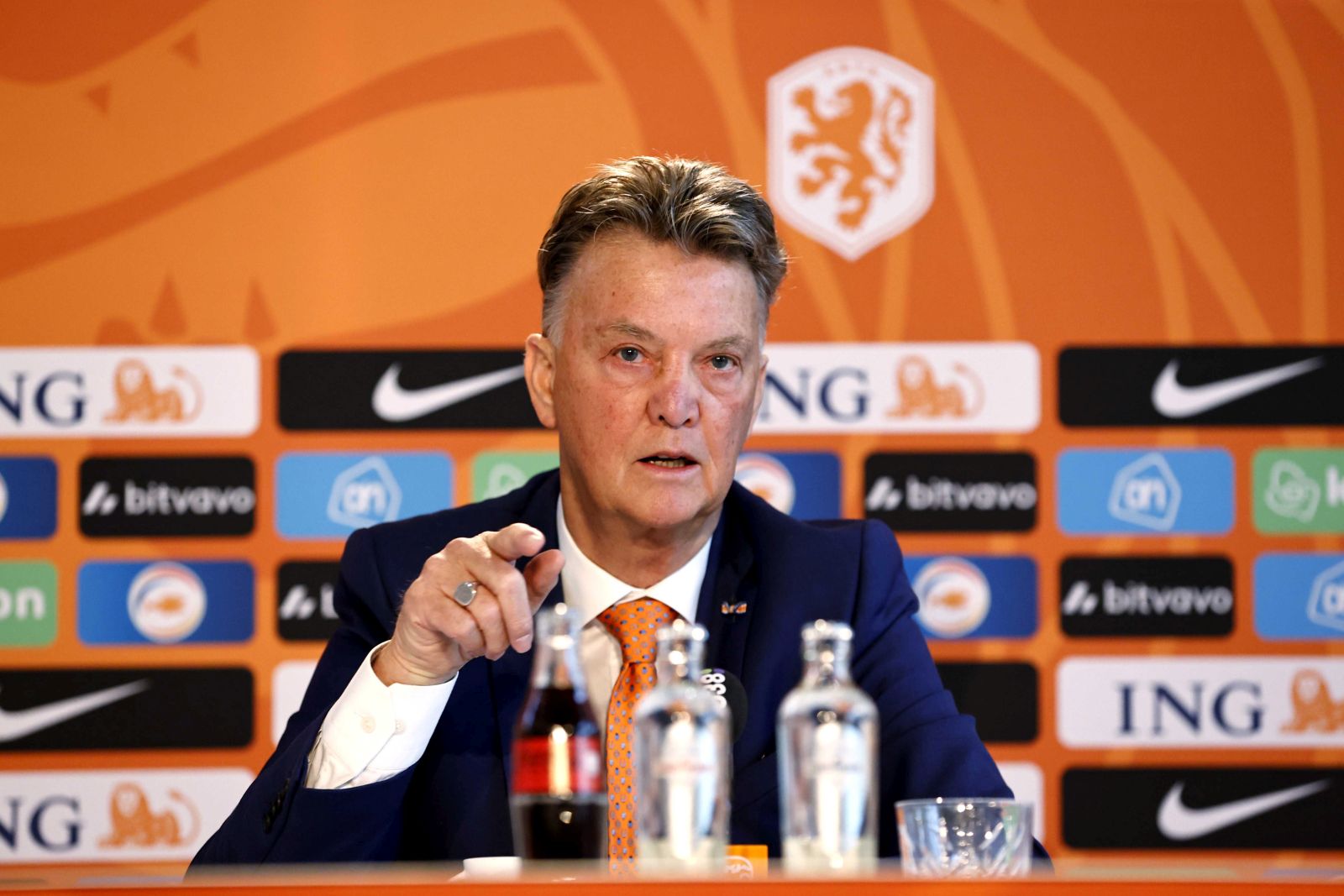 epa10299787 Head coach Louis van Gaal of the Dutch national soccer team attends a press conference in Zeist, Netherlands, 11 November 2022. He explained his selection for the upcoming 2022 FIFA World Cup in Qatar.  EPA/MAURICE VAN STEEN
