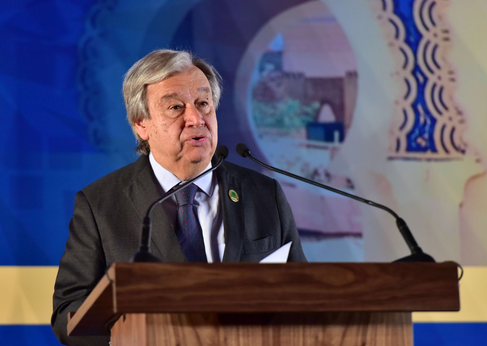 epa10320209 UN Secretary-General Anotonio Guterres speaks during the 9th session of the Intergovernmental Committee for the Safeguarding of the World Intangible Heritage of UNESCO, in Fez, Morocco, 22 November 2022.  EPA/JALAL MORCHIDI