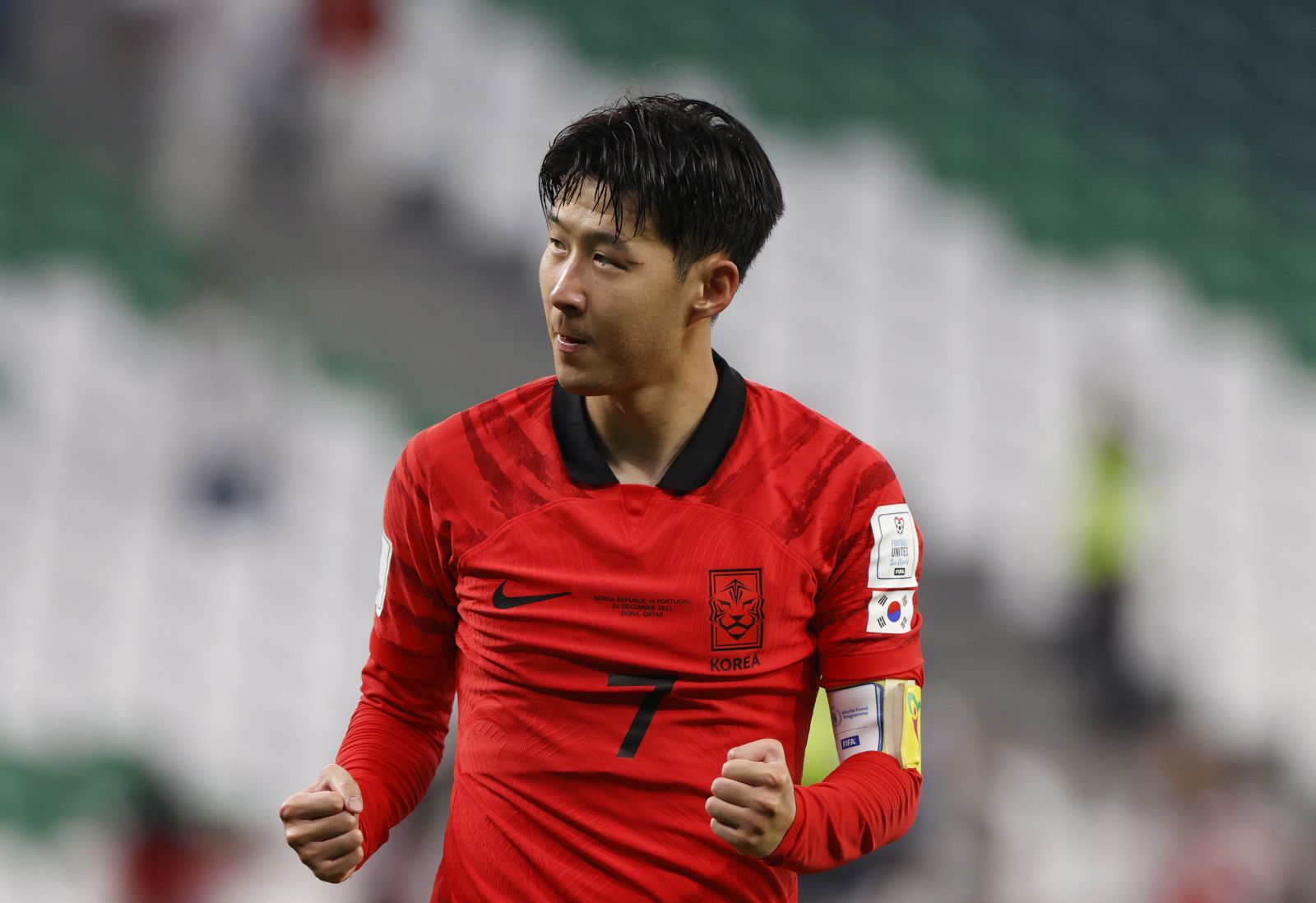 epa10344707 Son Heung-min of South Korea celerbates after the FIFA World Cup 2022 group H soccer match between South Korea and Portugal at Education City Stadium in Doha, Qatar, 02 December 2022.  EPA/Rungroj Yongrit