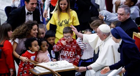 Papa pozvao pobjednika Svjetskog prvenstva da slavi u poniznosti