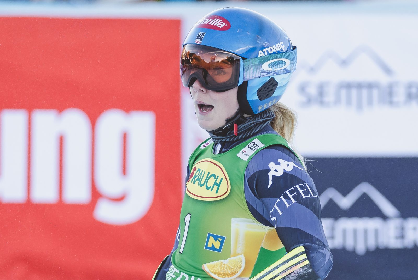 epa10379289 Mikaela Shiffrin of the USA reacts after the second run of the Women's Giant Slalom race at the FIS Alpine Skiing World Cup in Semmering, Austria, 27 December 2022.  EPA/DOMINIK ANGERER