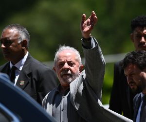 epa10381661 The elected president of Brazil, Luiz Inacio Lula da Silva, arrives to offer a press conference to announce ministers of his future government, in Brasília, Brazil, 29 December 2022. Lula da Silva, who will take office on 01 January 2023, announced on 29 December 16 new ministers, with which his cabinet will have a total of 37 portfolios, one of them devoted for the first time to indigenous affairs.  EPA/Andre Borges