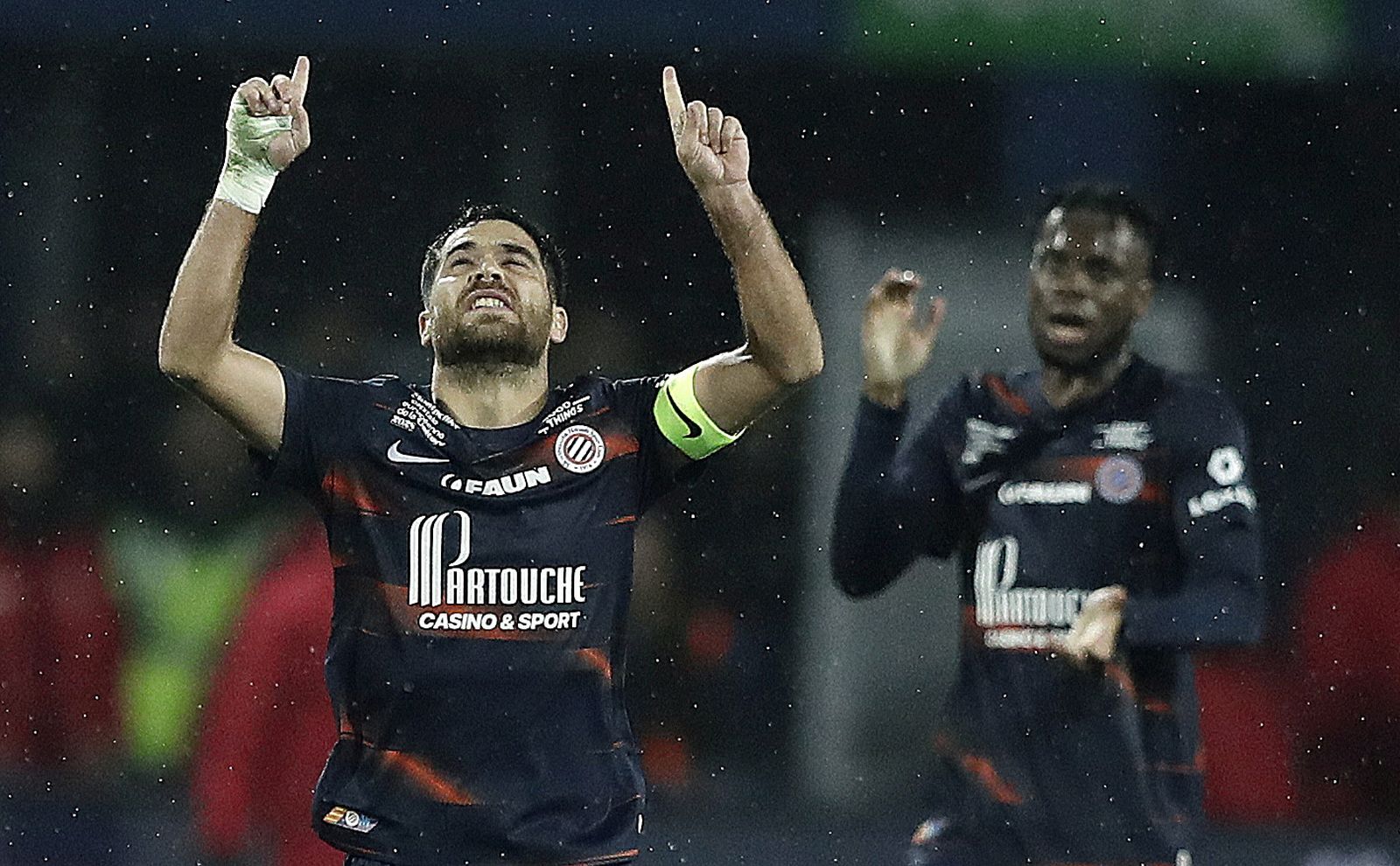 epa10386730 Teji Savanier of Montpellier HSC celebrates the 1-2 goal during the soccer Ligue 1 match between Montpellier HSC and Olympique Marseille, in Montpellier, France, 02 January 2023.  EPA/Guillaume Horcajuelo