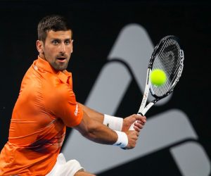 epa10391905 Novak Djokovic of Serbia eyes the ball in his match against Denis Shapovalov of Canada during the 2023 Adelaide International Tennis Tournament at the Memorial Drive Tennis Centre in Adelaide, Australia, 06 January 2023.  EPA/MATT TURNER AUSTRALIA AND NEW ZEALAND OUT