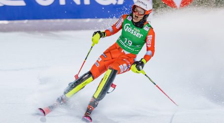 Sjajni plasmani hrvatskih skijašica u prvoj vožnji slaloma u Špindlerovom Mlynu. Ljutić treća, Popović peta