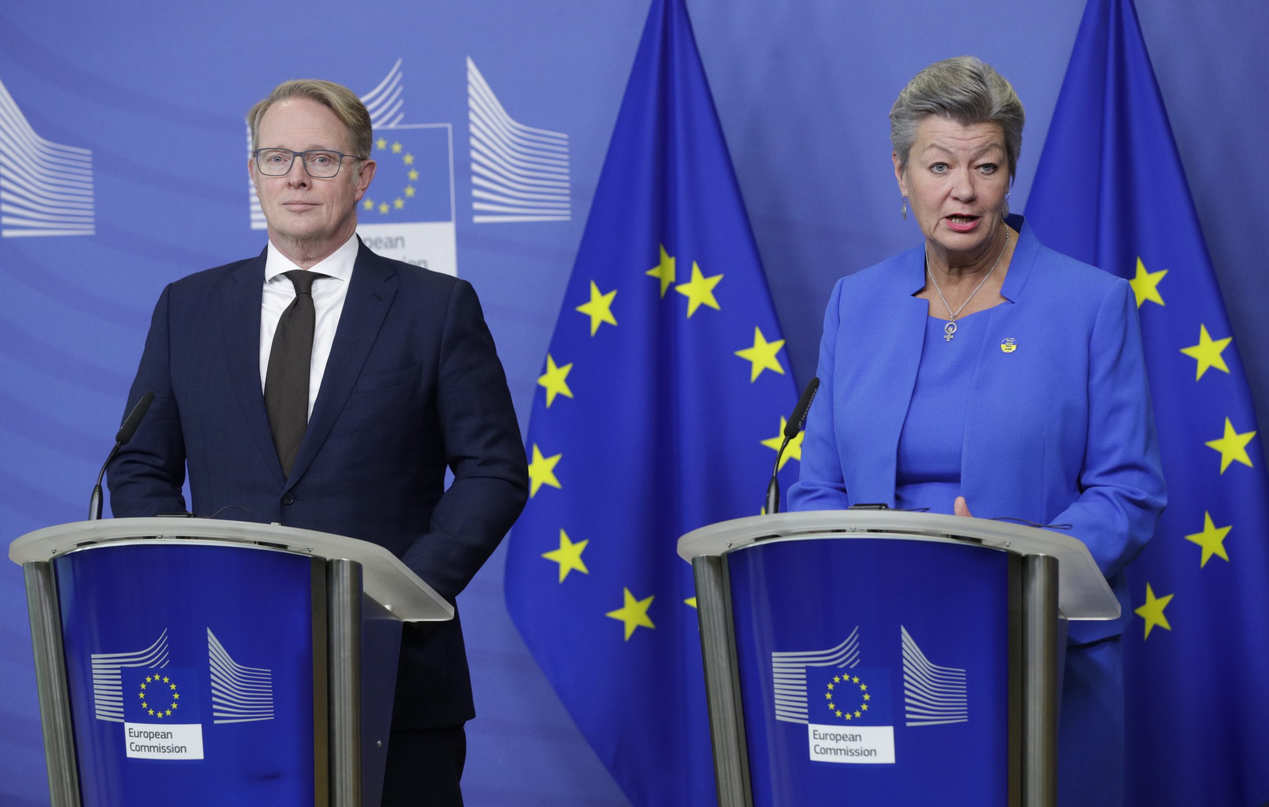 epa10415368 Executive Director of the European Border and Coast Guard (FRONTEX) Hans Leijtens (L) and European Commissioner for Home Affairs Ylva Johansson (R) address a press conference in Brussels, Belgium, 19 January 2023. Leijtens was appointed in December 2022 to run for a five-year term.  EPA/OLIVIER HOSLET