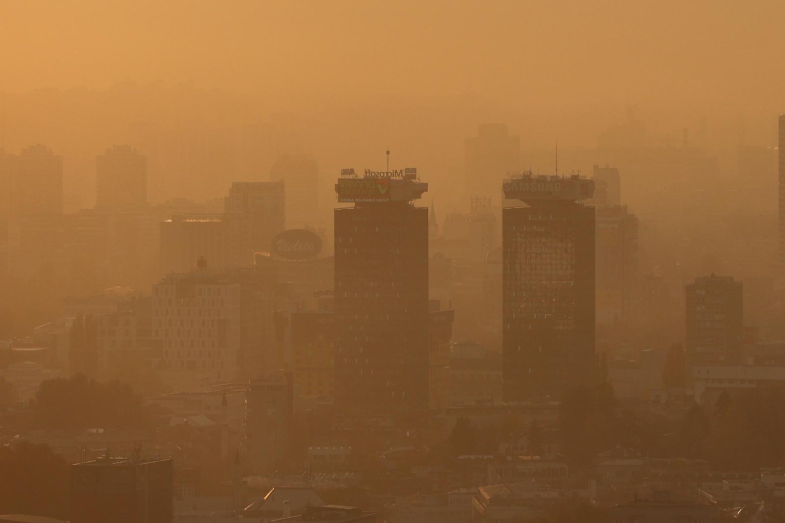 01.11.2022., Sarajevo, Bosna i Hercegovina - Panorama Sarajeva prekrivenog smogom.
  Photo: Armin Durgut/PIXSELL