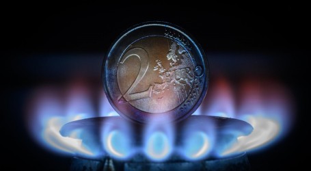 EK će na proljeće objaviti poziv za zajedničku kupovinu plina, računa na nižu cijenu