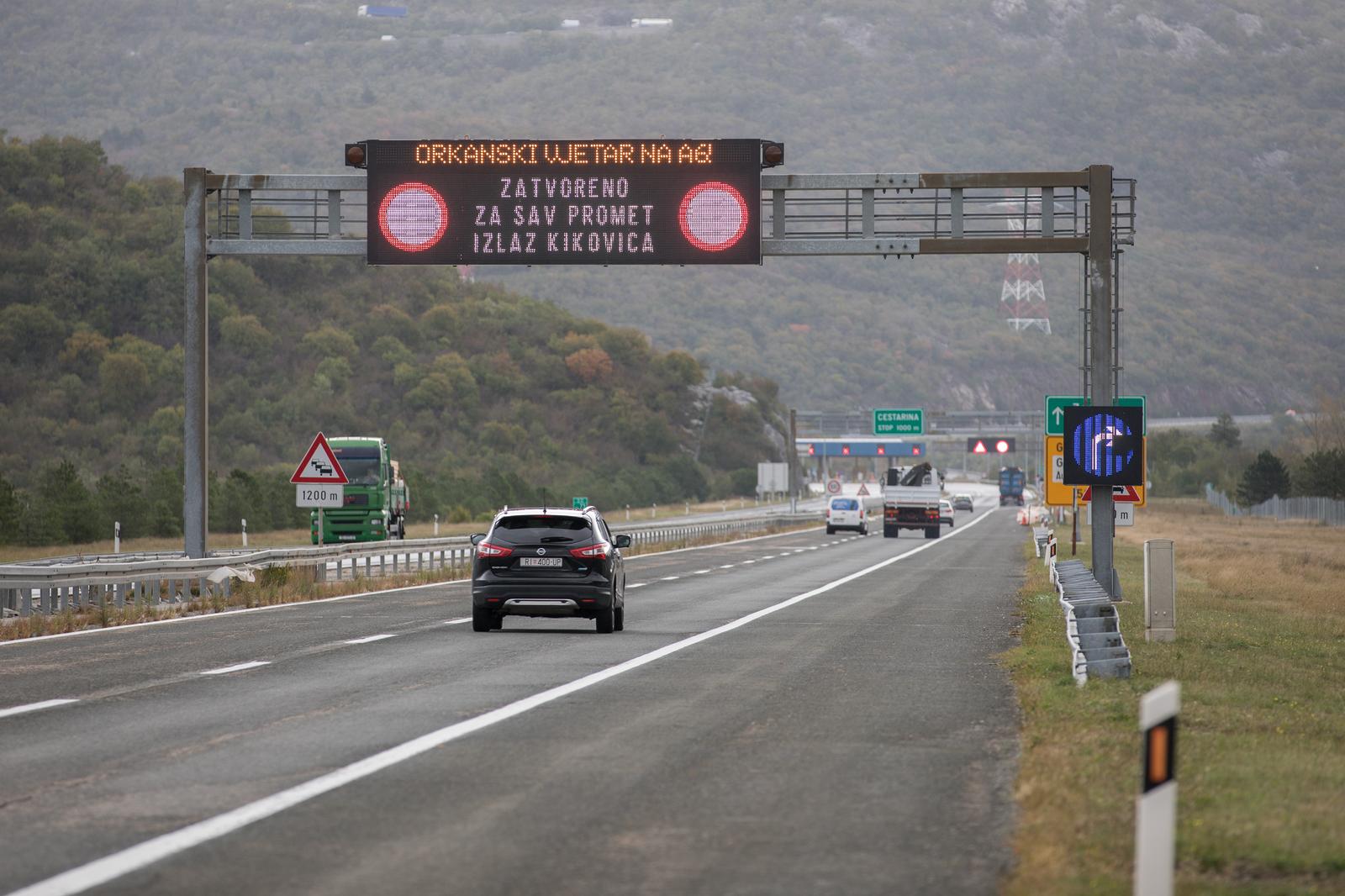 8.10.2021., Grobnik - Zbog orkanske bure za sav promet zatvorena je autocesta A6 izmedu Kikovica i Delnice. Photo: Nel Pavletic/PIXSELL