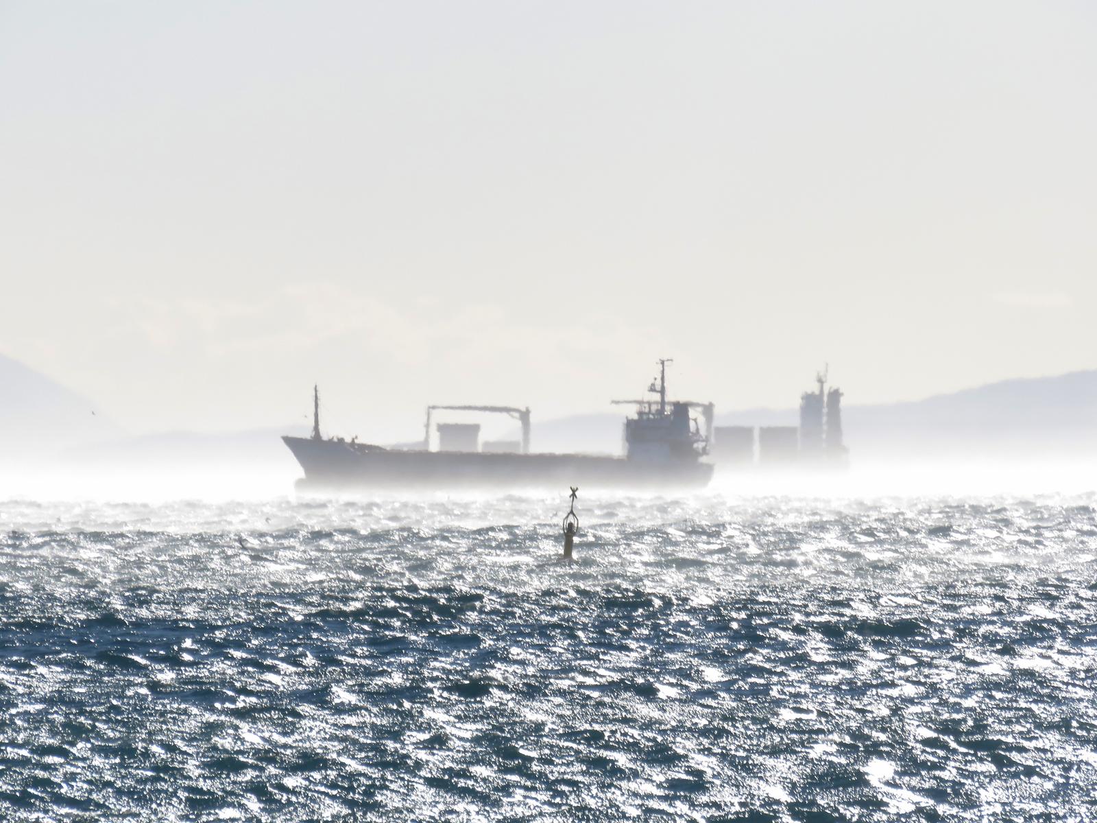 09.02..2015.,Split-Jaka na udare i olujna bora na splitskom podrucju stvara probleme u morskom prometu. Photo: Ivo Cagalj/PIXSELL