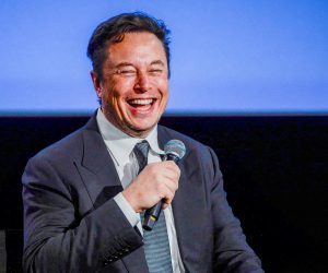 FILE PHOTO: Tesla founder Elon Musk attends Offshore Northern Seas 2022 in Stavanger, Norway August 29, 2022. NTB/Carina Johansen via REUTERS   ATTENTION EDITORS - THIS IMAGE WAS PROVIDED BY A THIRD PARTY. NORWAY OUT. NO COMMERCIAL OR EDITORIAL SALES IN NORWAY./File Photo Photo: NTB/REUTERS