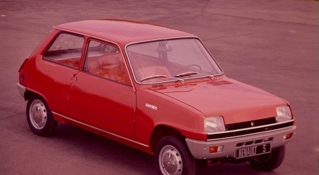 Renault 5, kultni djed Clija, odgovor na Fiat 127, predstavljen 28. siječnja 1972.
