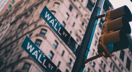 Wall Streetom vlada optimizam usprkos upitnim pokazateljima za budućnost