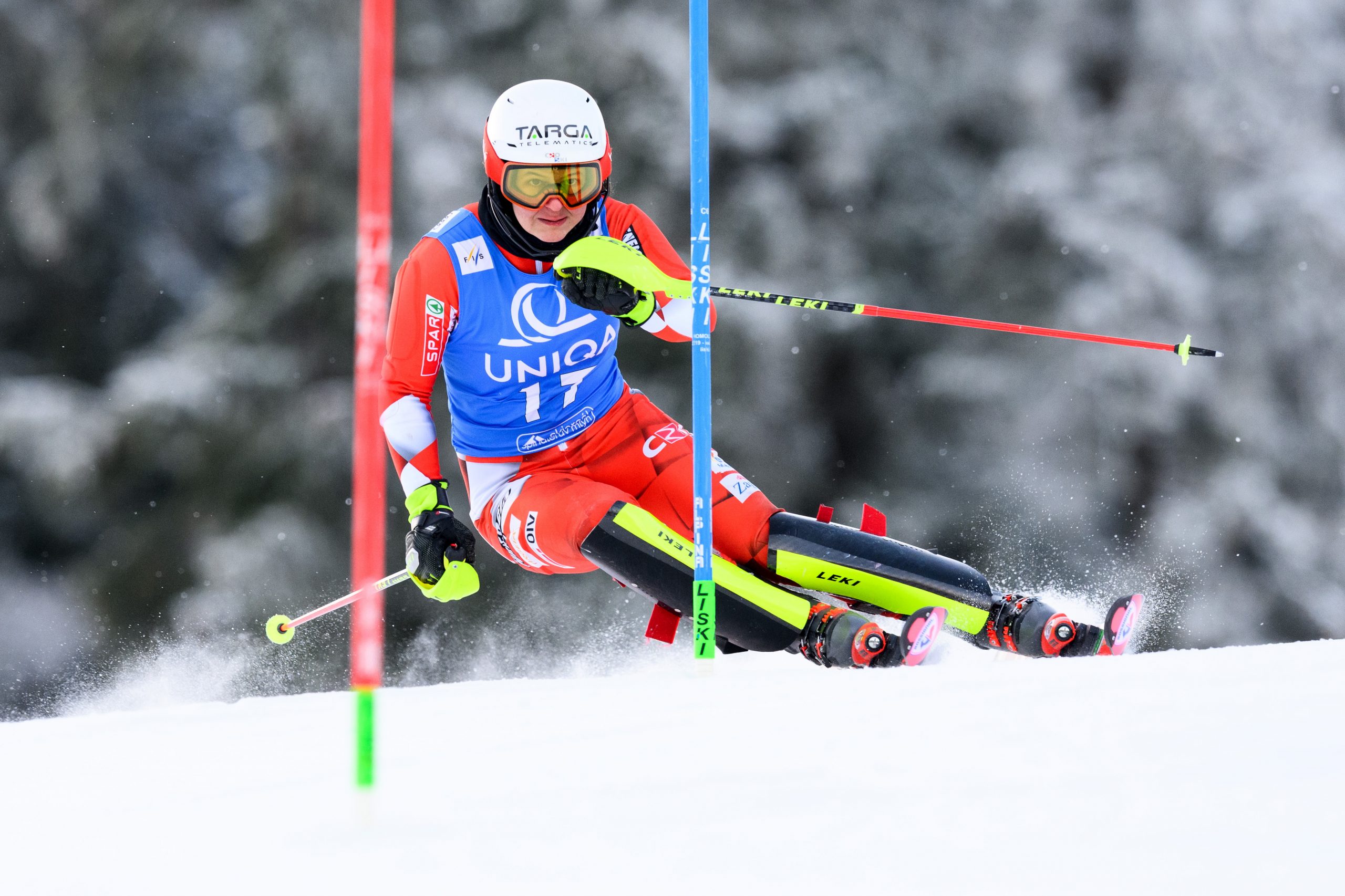 epa10437748 Zrinka Ljutic of Croatia in action during the first run of the Women's Slalom race at the FIS Alpine Skiing World Cup in Spindleruv Mlyn, Czech Republic, 29 January 2023.  EPA/VLASTIMIL VACEK