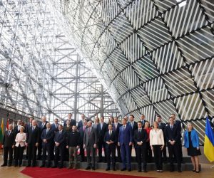 Bruxelles, 09.02.2023. - Sastanak s ukrajinskim predsjednikom Volodimirom Zelenskim tokom samita čelnika EU-a.
foto HINA/ Twitter Andrej Plenković/ ml