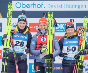 epa10459269 (L-R) Second placed Hanna Oeberg of Sweden, first placed Denise Herrmann-Wick of Germany and third placed Linn Persson of Sweden celebrate on the podium after the Women's 7.5km Sprint race at the IBU Biathlon World Championships in Oberhof, Germany, 10 February 2023.  EPA/RONALD WITTEK