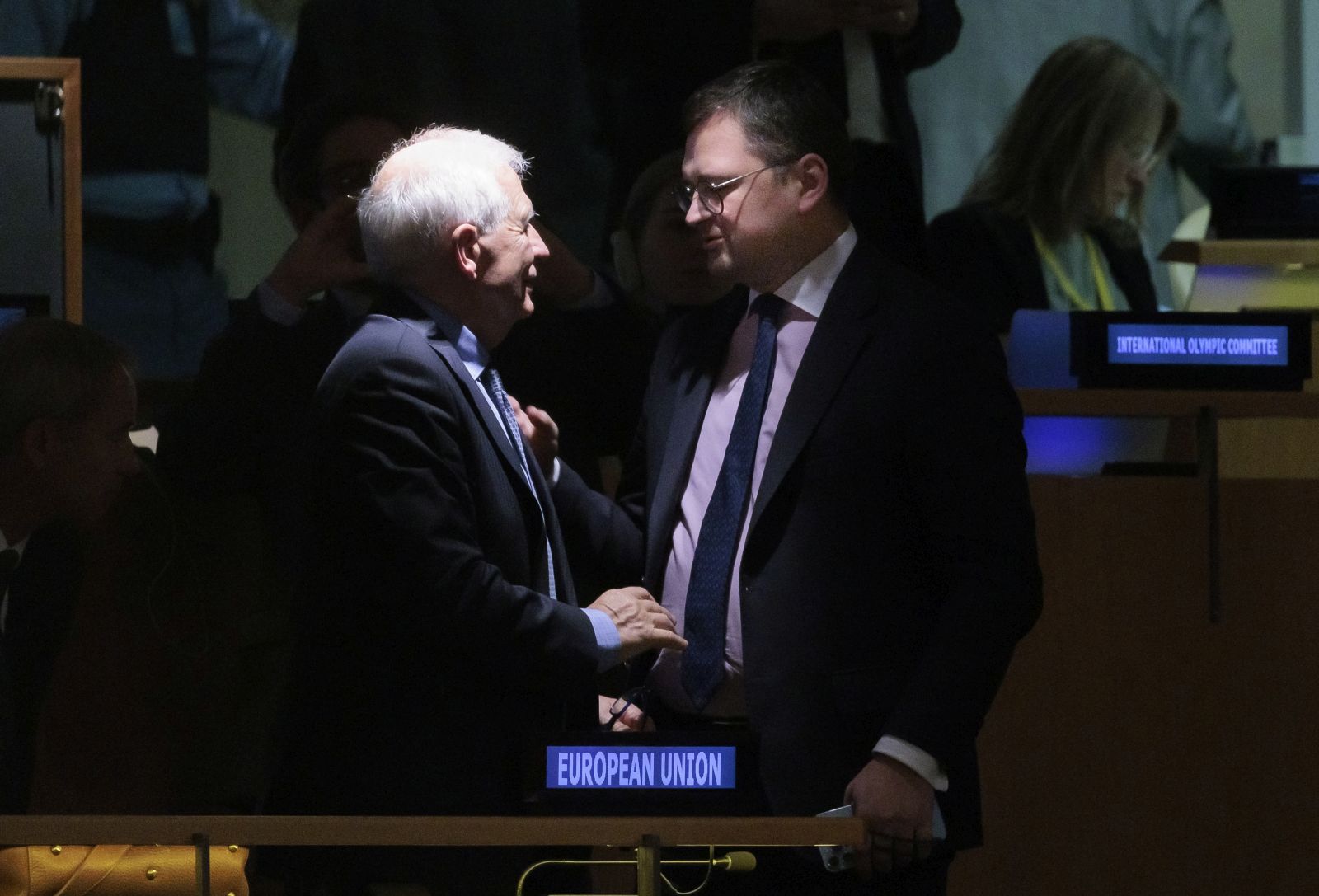 epa10486661 Ukraine's Foreign Minister Dmytro Kuleba (R) talks with the European Union's High Representative for Foreign Affairs Josep Borrell (L) after the United Nations General Assembly passes a resolution calling for peace in Ukraine during the 11th Emergency Session of the United Nations at United Nations headquarters in New York, New York, USA, 23 February 2023.  EPA/JUSTIN LANE