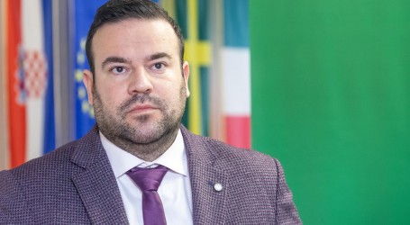 Pulski gradonačelnik Zoričić osudio nasilje i pozvao građane na prosvjed
