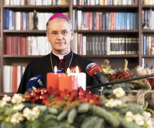 19.12.2022., Split - Splitsko-makarski nadbiskup dr. Drazen Kutlesa predstavio je svoju bozicnu poruku. Photo: Milan Sabic/PIXSELL