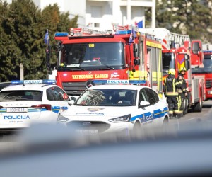 20.02.2023., Zagreb - Vatrogasci su izasli na intervenciju u Veslackoj ulici. Photo: Emica Elvedji/PIXSELL