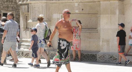 Španjolski visoki sud podržao pravo muškarca da hoda gol ulicom